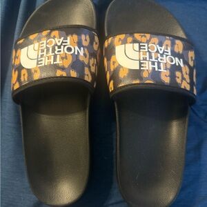 The North Face Black Slide Sandals 8 like new without tags